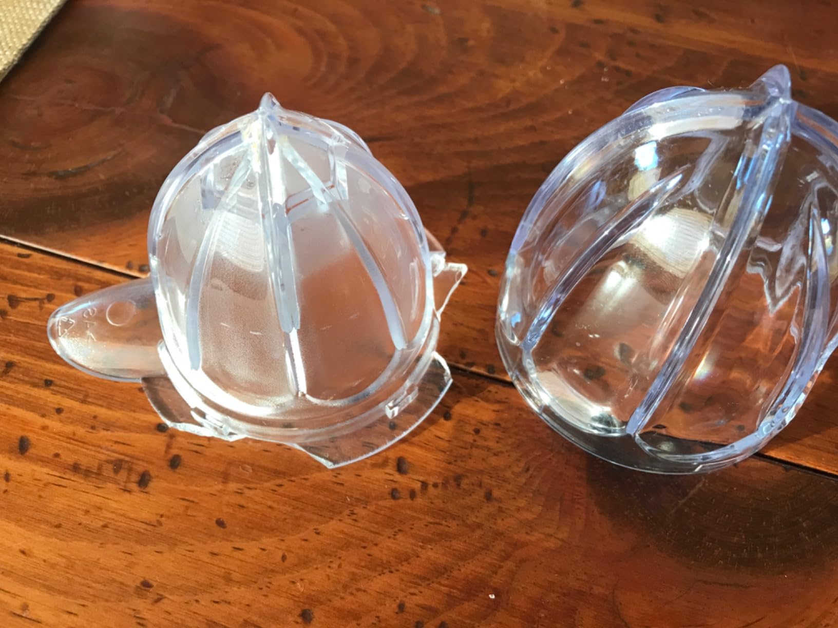 Tribest CitriStar CS-1000 Electric Citrus Juicer with Stainless Steel Strainer and Spout (White) customer photo 1