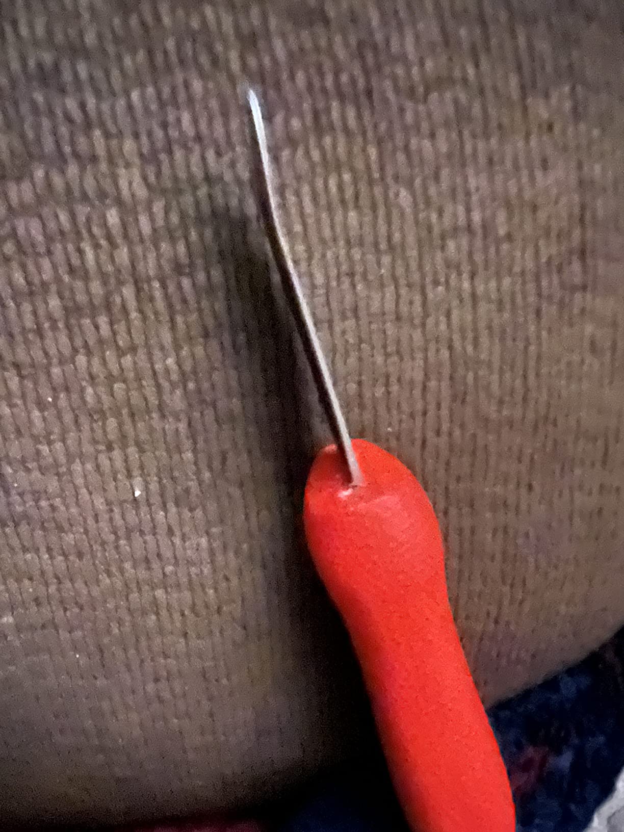 Victorinox Oyster Knife 2-3/4-Inch Hooked Tip New Haven Style Blade, Red SuperGrip Handle customer photo 1