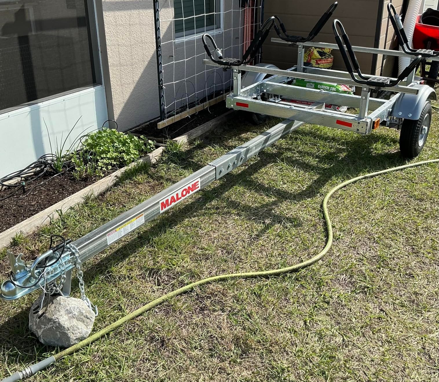 Malone MPG585 EcoLight Kayak Trailer | 14' / 400 lbs Capacity | Fully Submersible | Marine Grade Galvanized Steel Construction customer photo 2