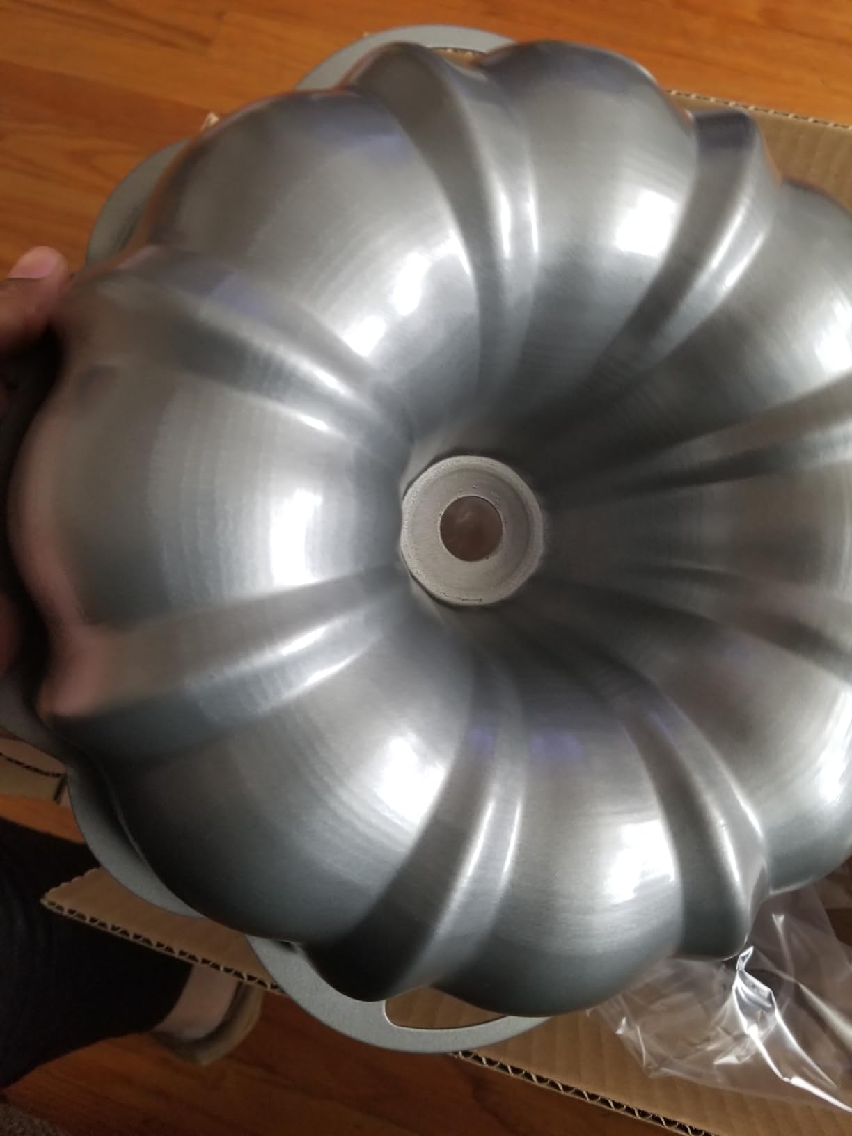 Nordic Ware ProForm Bundt, 12 Cup, Gray customer photo 2