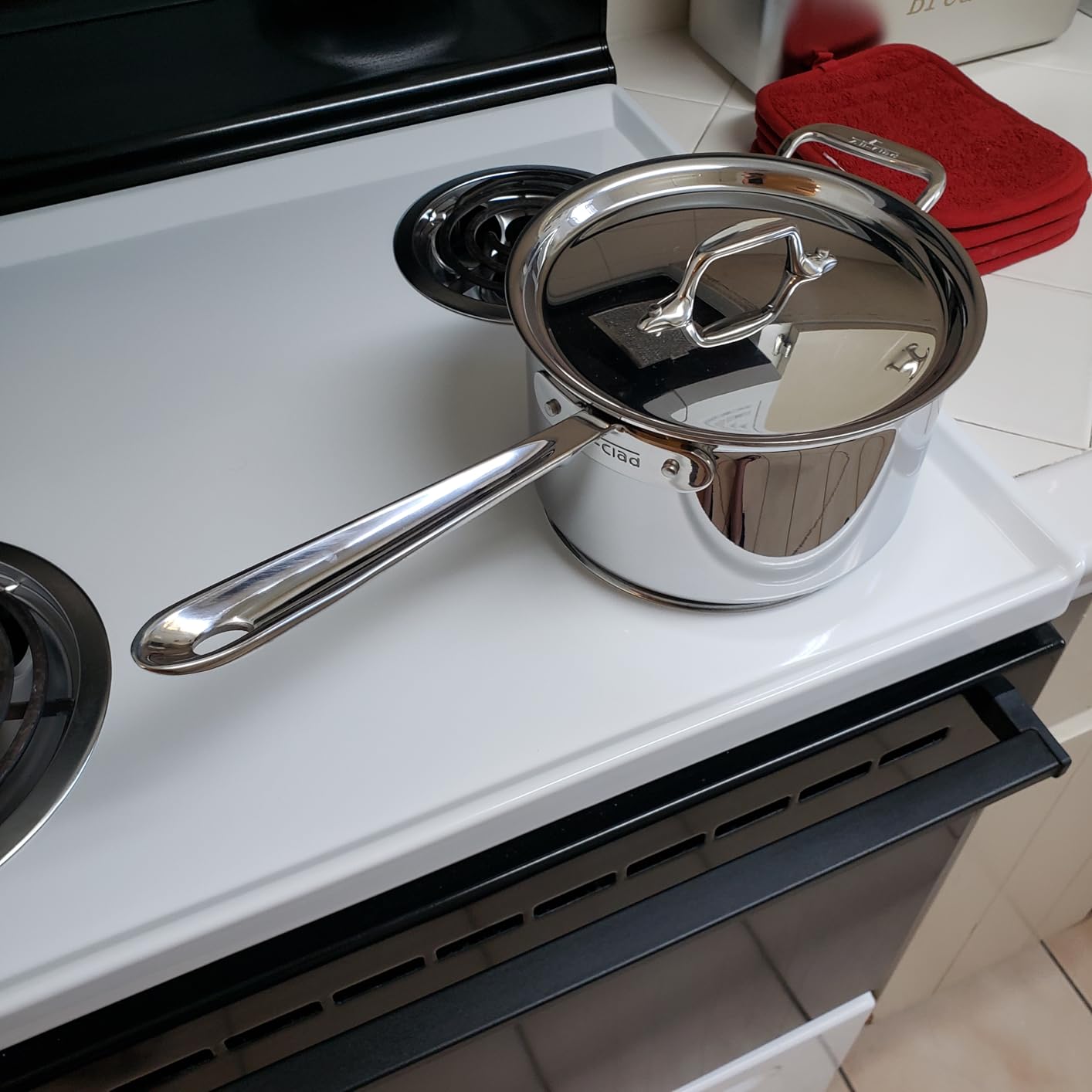 All-Clad D3 Stainless Steel 3 Quart Sauce Pan With Lid - Made in USA customer photo 1