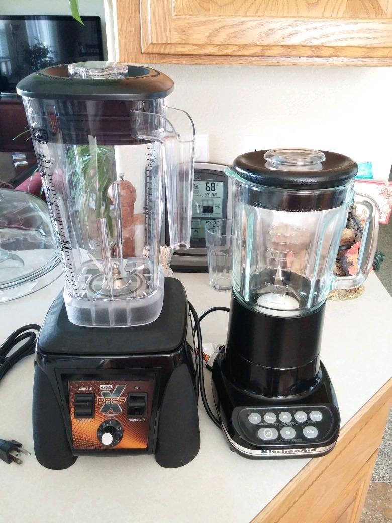 Waring Blender with Variable-Speed & 64 oz. Copolyester Jar | Xtreme Blender, 3.5 HP Commercial Motor, 75+ Drinks a Day, Frozen Drinks & Smoothies for Bars & Restaurants, NSF Certified customer photo 2