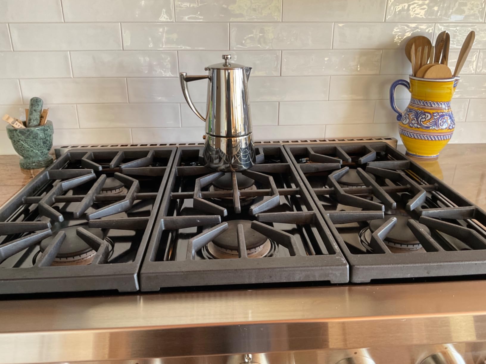 Cuisinox Roma Stovetop Espresso Maker COF-4R, Stainless Steel Coffee Percolator Stovetop, Heat-Resistant & Non-Reactive, 4-Cup Italian Espresso Maker Easy to Clean, Durable Stove Top Percolator customer photo 2