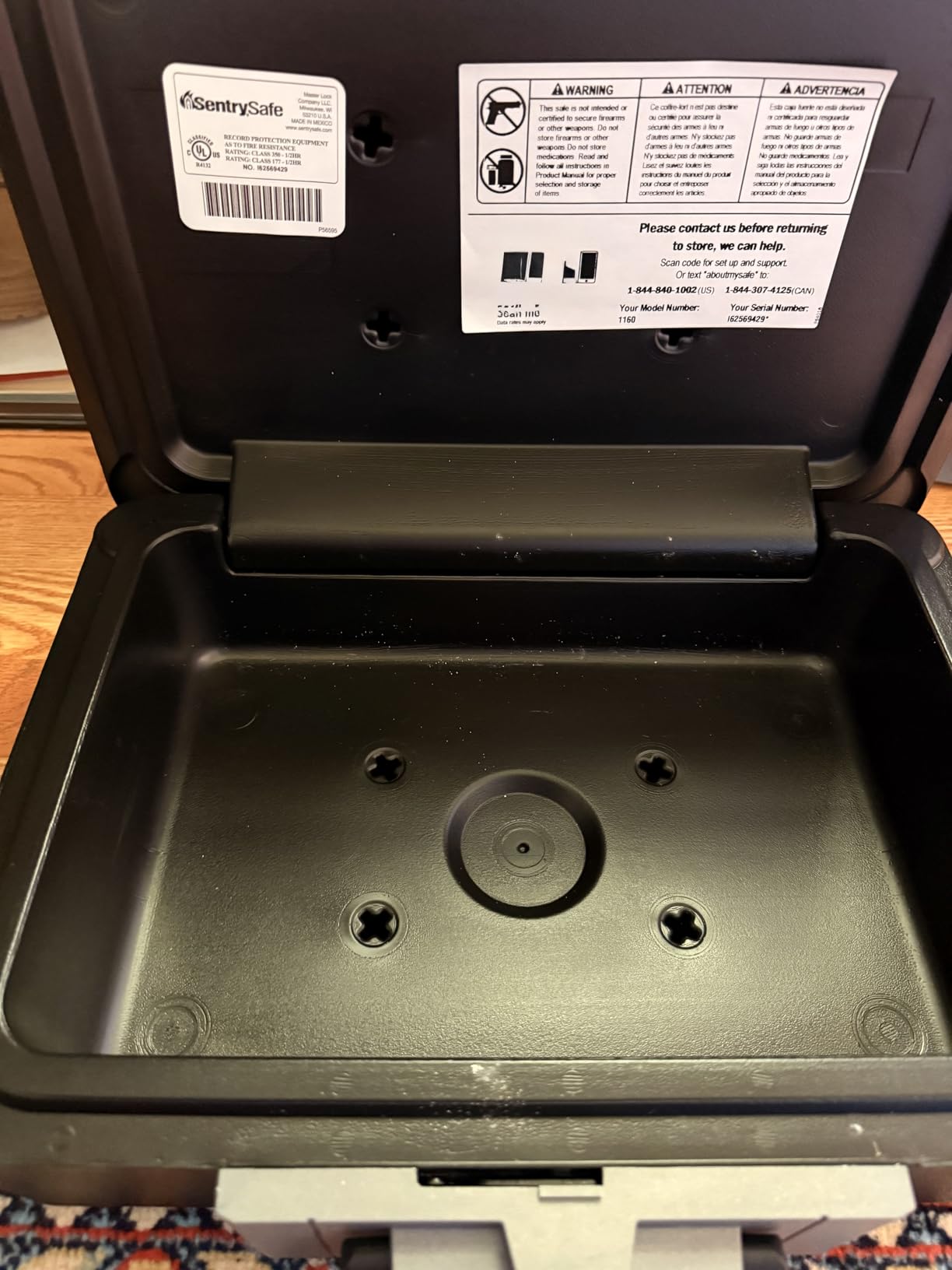 SentrySafe Fireproof Safe Box with Key Lock, Chest Safe with Carrying Handle to Secure Money, Jewelry, Documents, 0.25 Cubic Feet, 1160 customer photo 1
