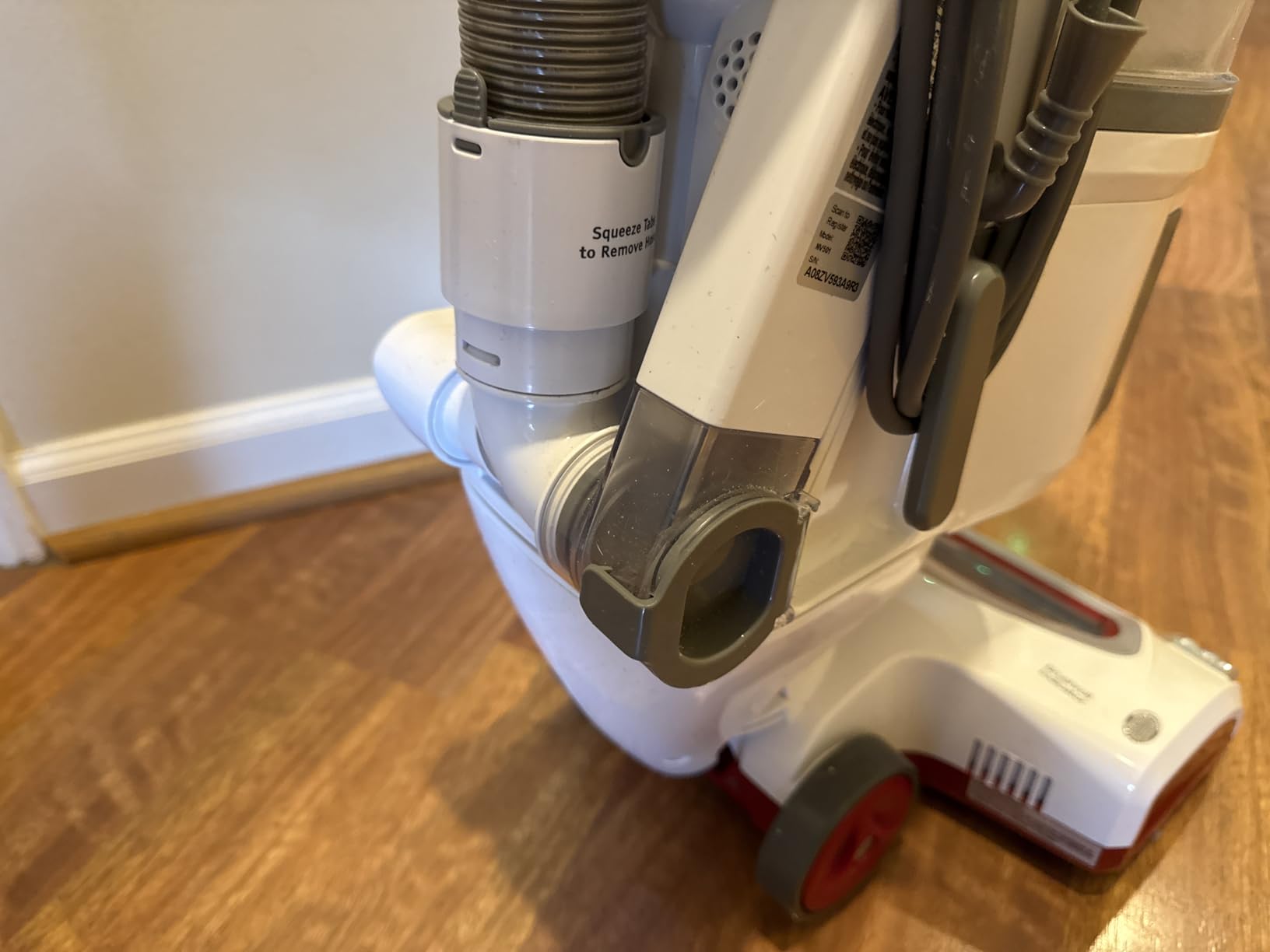 Shark Upright Vacuum Cleaner | Rotator Lift-Away | Pet Hair, Carpet & Hard Floor Cleaning | Dusting Brush, Upholstery & Crevice Tools | HEPA Filter | Swivel Steering | Headlights | White/Red | NV501 customer photo 2