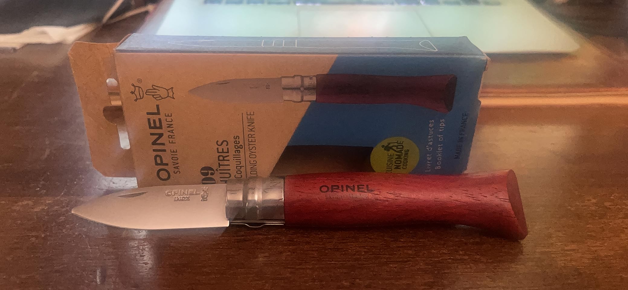 Opinel No.09 Stainless Steel Folding Oyster & Shellfish Knife with Padouk Handle customer photo 2