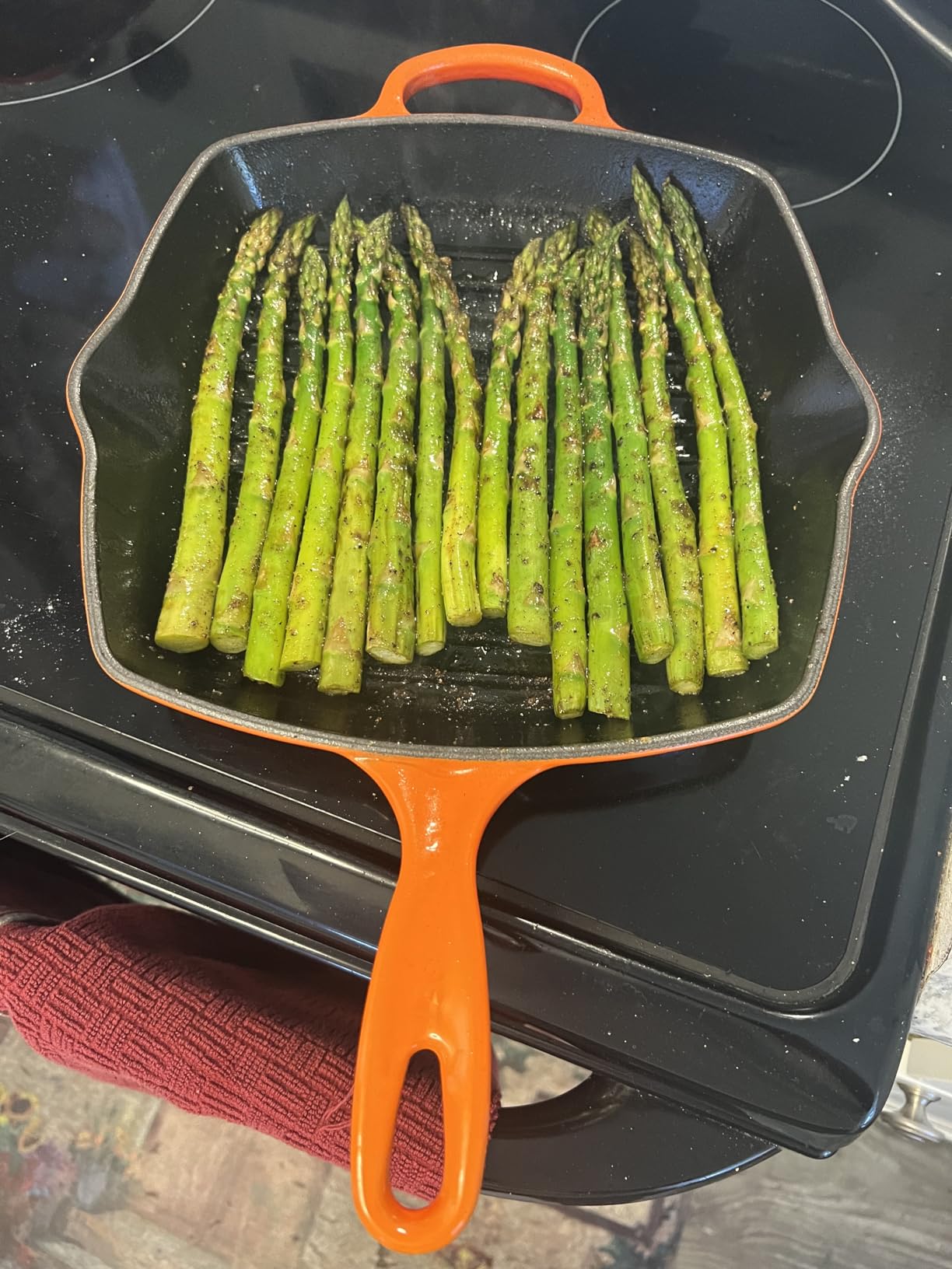 Le Creuset Enameled Cast Iron Square Skillet Grill, 10.25