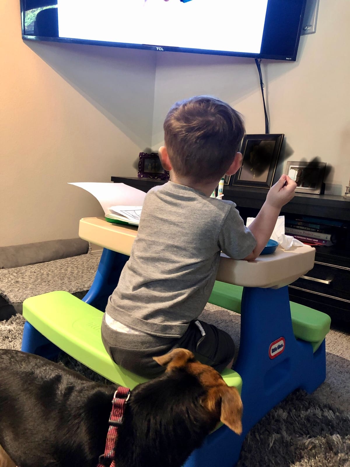 Little Tikes Easy Store Jr. Play Table (Amazon Exclusive), Ages 18 Months to 5 Years customer photo 1