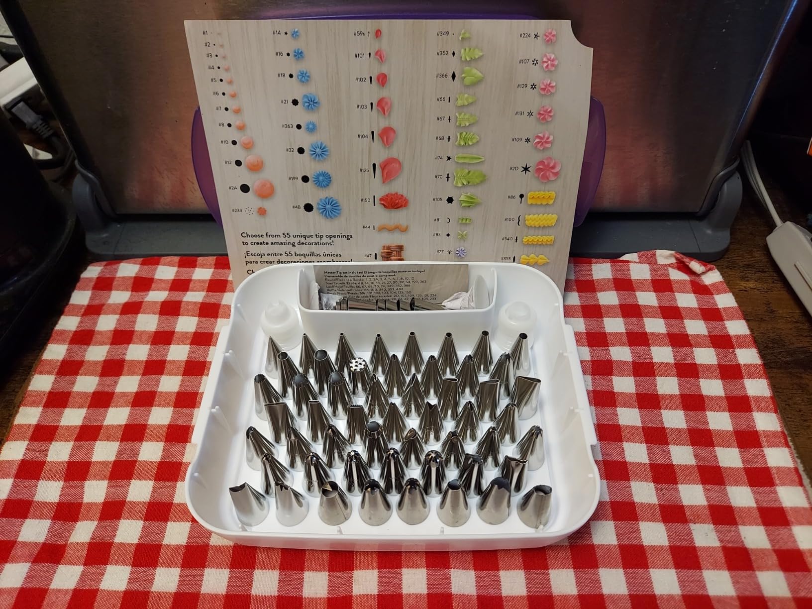 Wilton Master Cake Decorating Piping Tips Set, 55-Piece with Case | 55-Piece Stainless Steel Tip Set with Storage Case for Piping Rosettes, Stars, Leaves & Borders on Cakes & Cupcakes customer photo 1