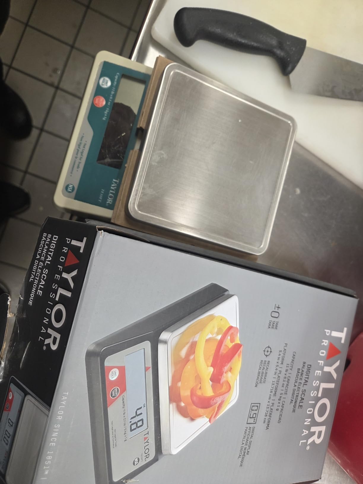 Taylor TE10FT 11-Pound Commercial Digital Portion Control Scale customer photo 1