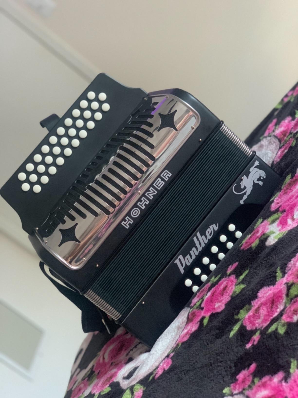 HOHNER Accordion, 12 x 7.5 (3100FB) customer photo 1