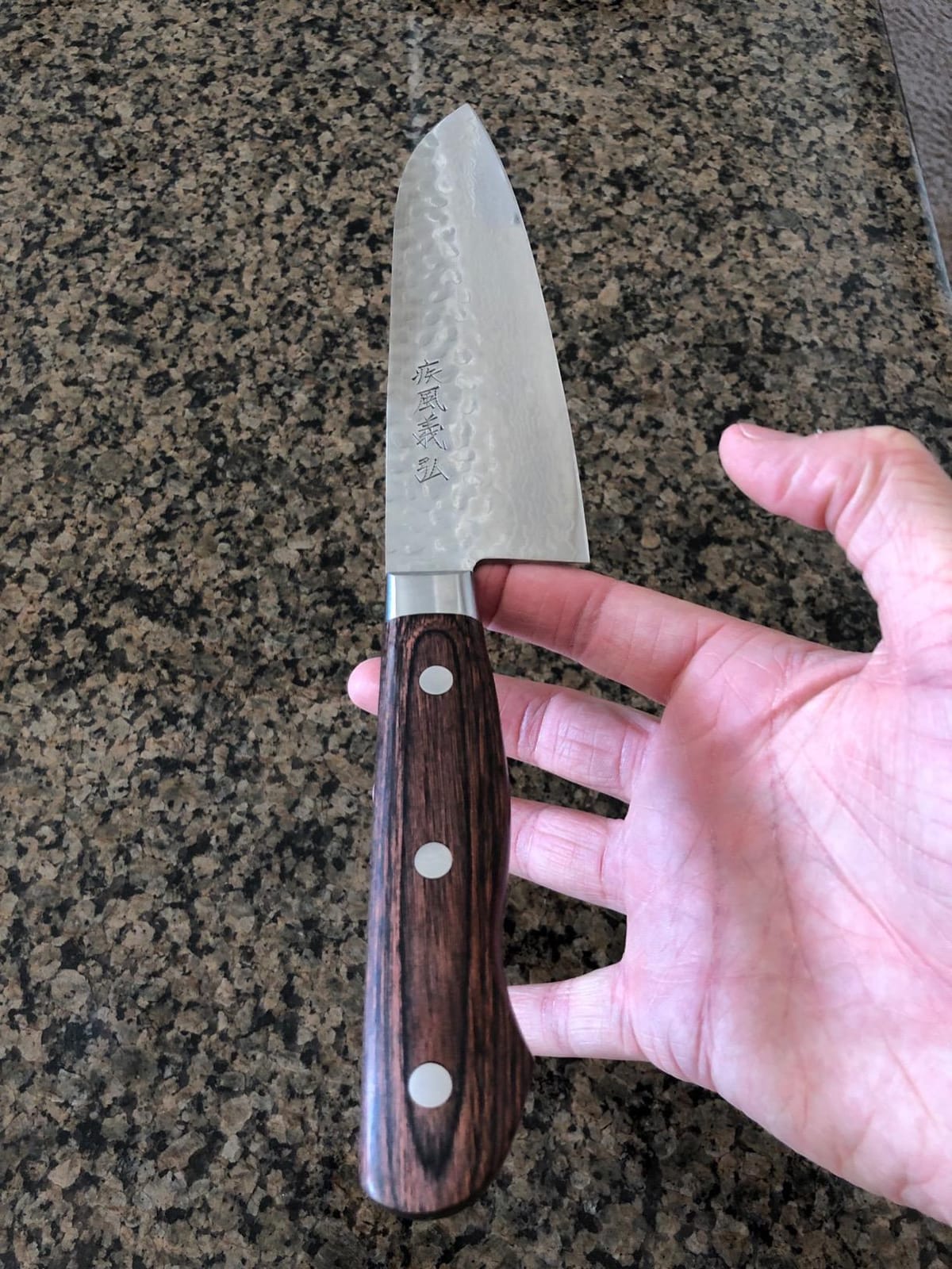 Yoshihiro VG10 16 Layer Hammered Damascus Stainless Steel Nakiri Vegetable Knife 6.5'' (165mm) customer photo 2