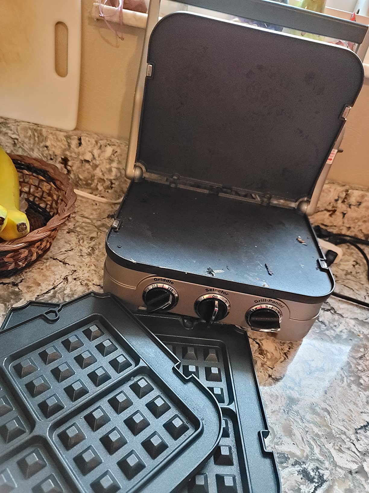 Cuisinart GR-4N 5-in-1 Silver Griddler, Black Dials, and Waffle Plates Bundle customer photo 1