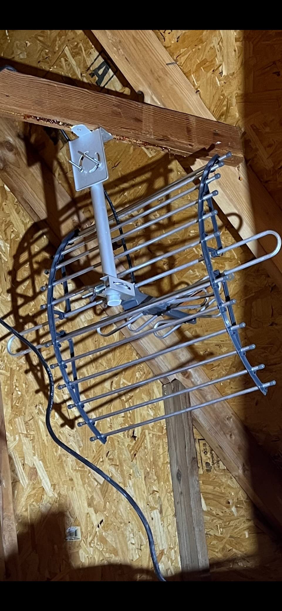GE Attic Mount Digital TV Antenna, Longe Range, Out of Sight Compact Design, Supports 4K 1080P HD Smart TV VHF UHF, Mount Included for Attic or Outdoor, Weather Resistant, 33692 customer photo 2