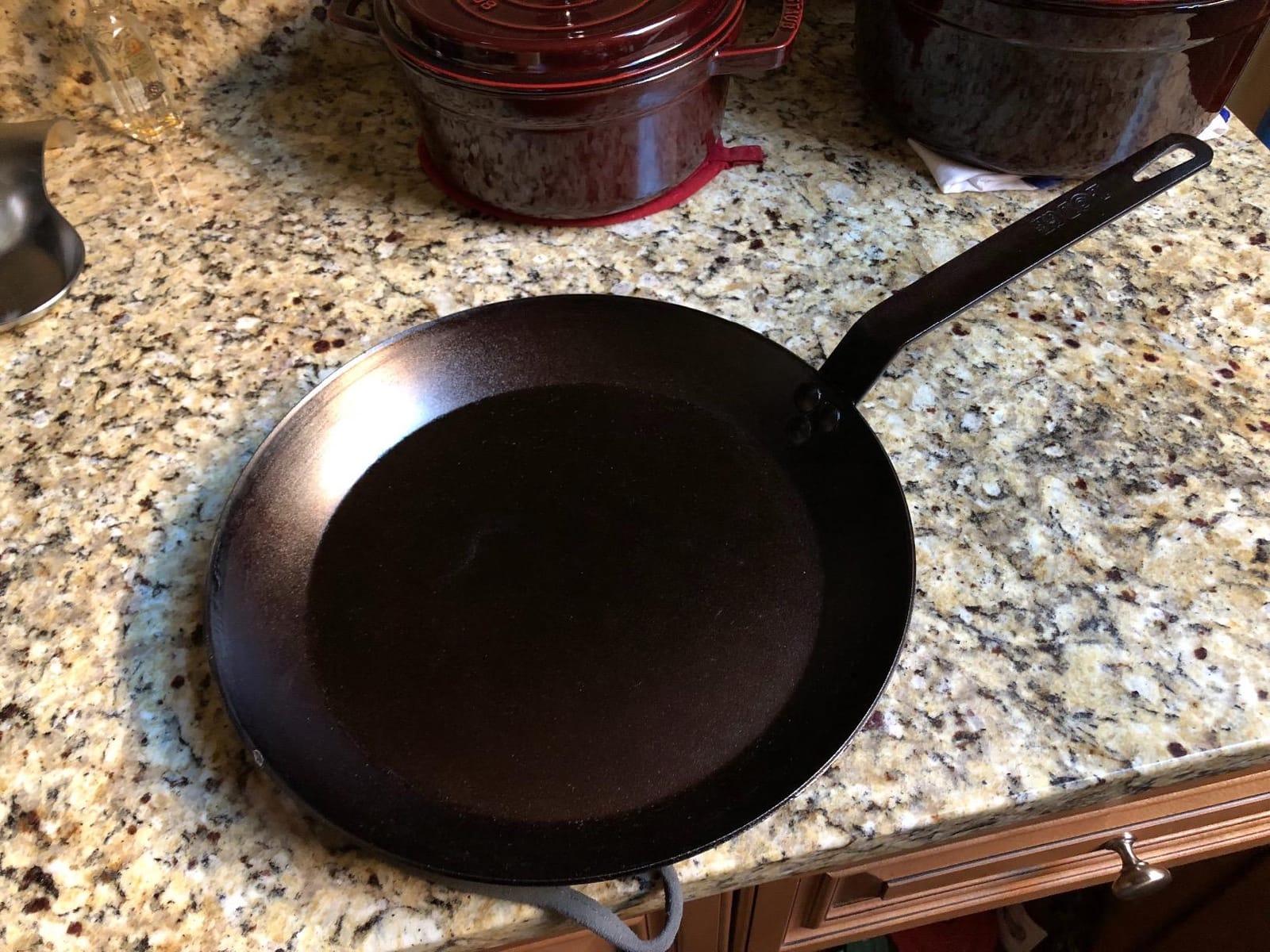 de Buyer MINERAL B Carbon Steel Paella Pan - 12.5 Inch Diameter customer photo 1