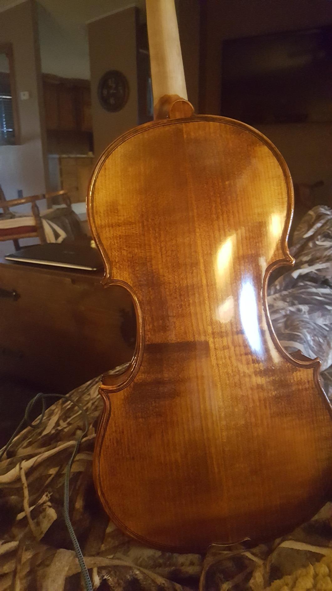 Cremona SV-500 4/4 Premier Artist Violin Outfit - Full Size Student & Professional Violin with Solid Spruce Top, Maple Back, Ebony Fittings, Case & Bow customer photo 1