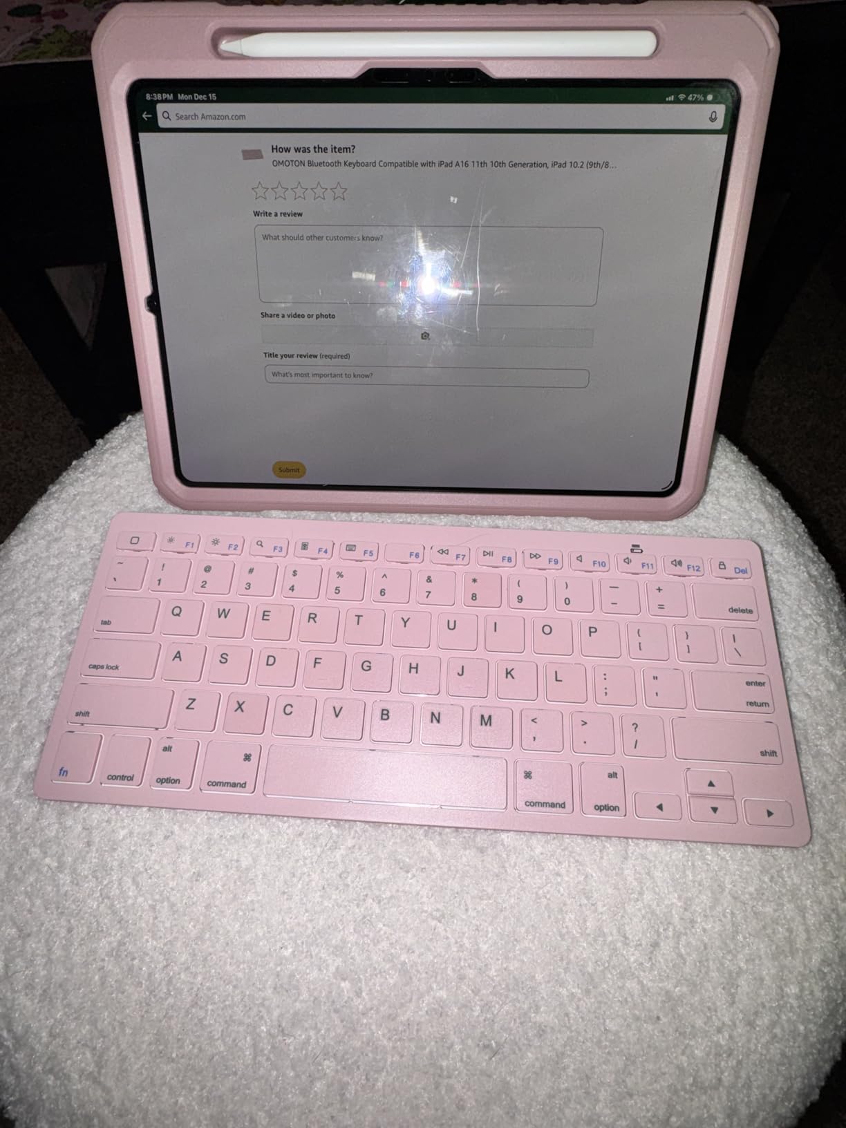 OMOTON Ultra-Slim Bluetooth Keyboard for iPad, iPad Pro/Air/Mini, iPhone | Stable Wireless iOS Keyboard with 12 Multimedia Keys, Portable Size for Office, Business, Travel, School, White customer photo 1