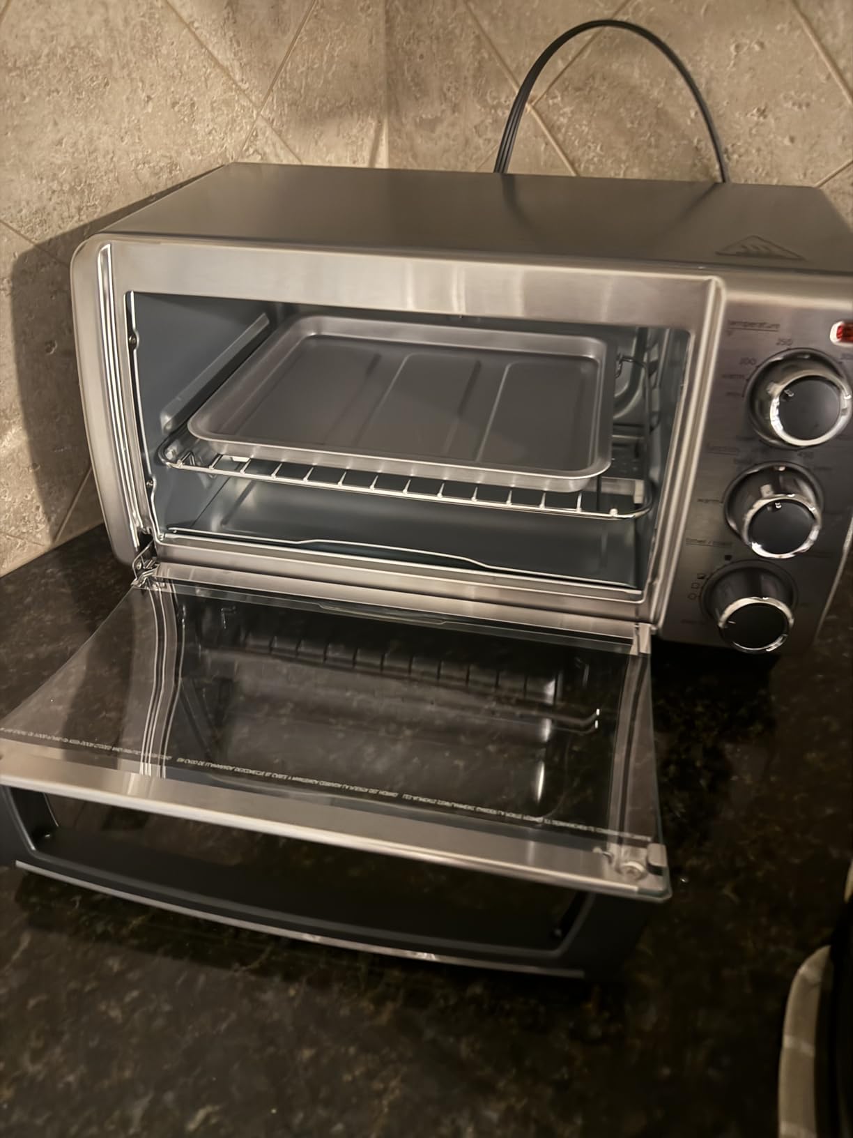 BLACK+DECKER TO1313SBD Toaster Oven, 15.47 Inch, Silver customer photo 2