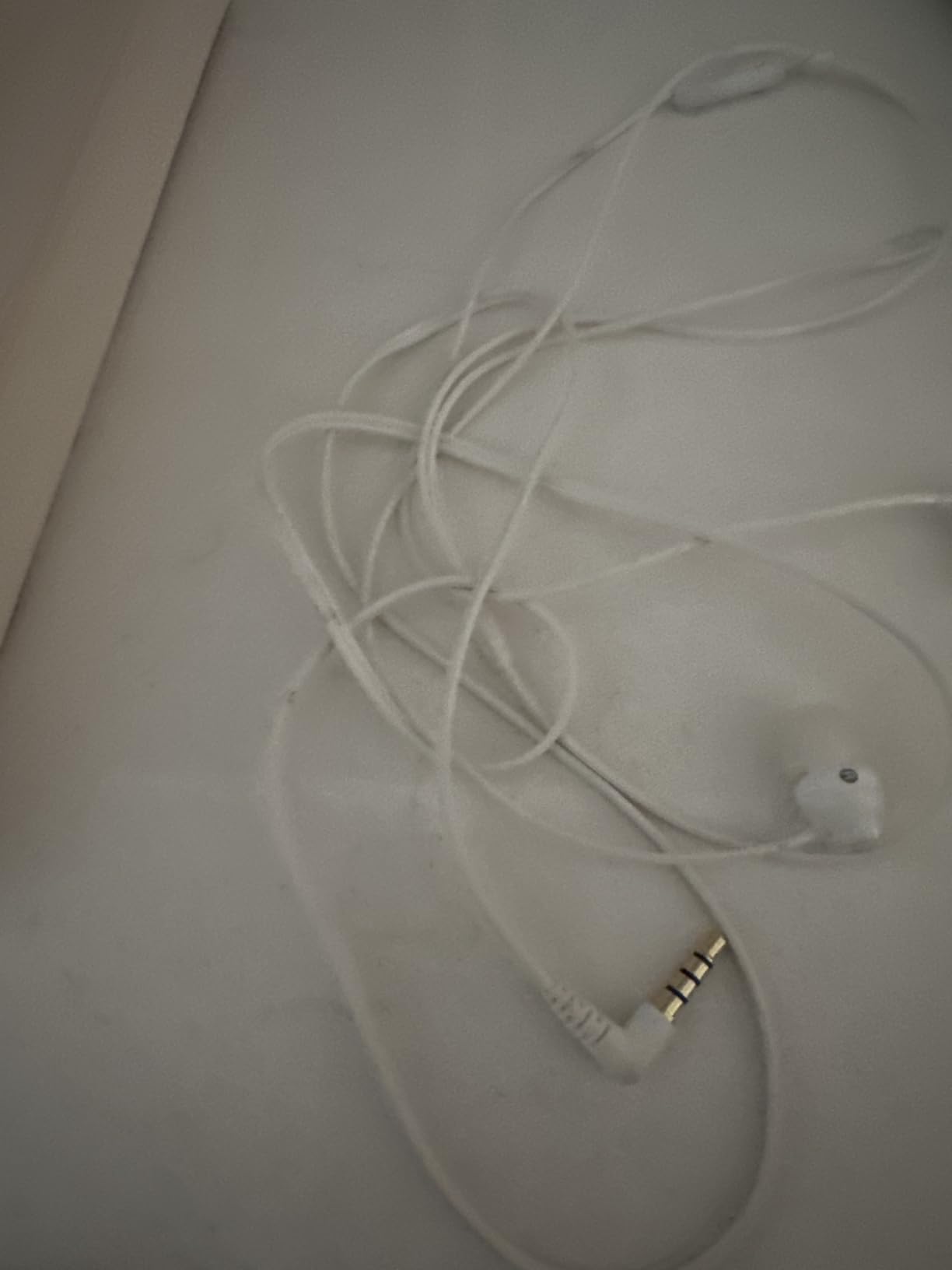 Sony MDREX15AP In-Ear Earbud Headphones with Mic, Black (MDREX15AP/B) customer photo 1