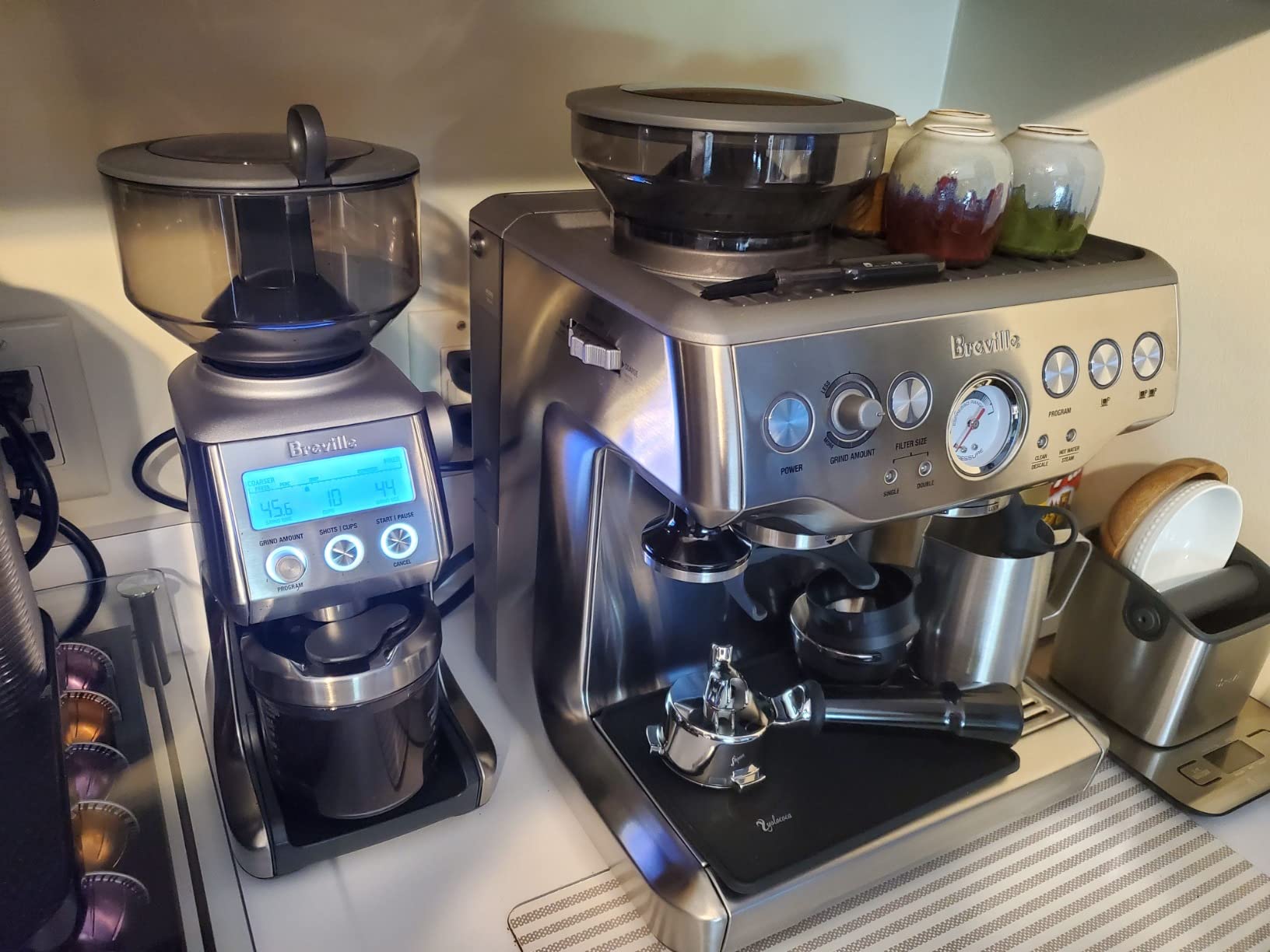 Breville BCG820BSS Smart Grinder Pro, Brushed Stainless Steel customer photo 1