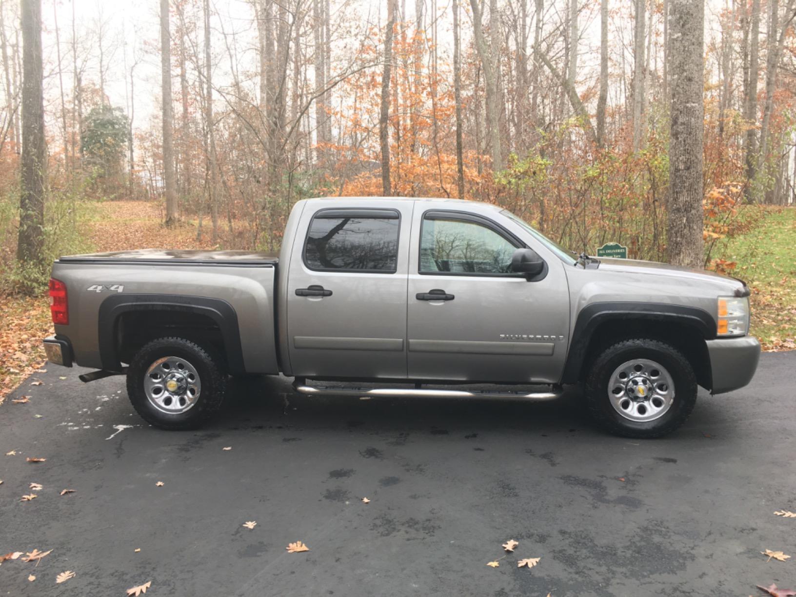Factory/OE Design Fender Flares for 2007-2013 Chevrolet Silverado. Set of 4 (Standard Bed (6'6