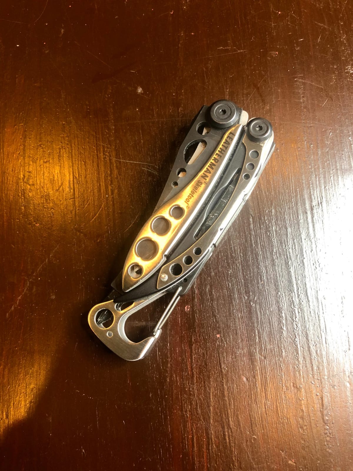 LEATHERMAN Skeletool 7-in-1 Lightweight Multi-Tool, Stainless Steel | Open-Frame Design with Carabiner Clip, Needlenose Pliers, Combo Knife & Bottle Opener for EDC & Outdoors customer photo 2