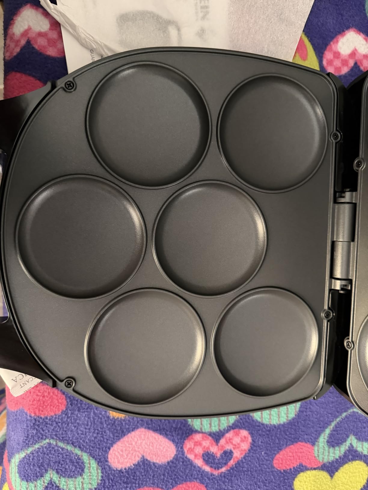 Holstein Housewares Non-Stick 6-Section Multi-Food Maker - Arepas, Mini Pancakes, Corncakes and More - Black, 12 Inch customer photo 2