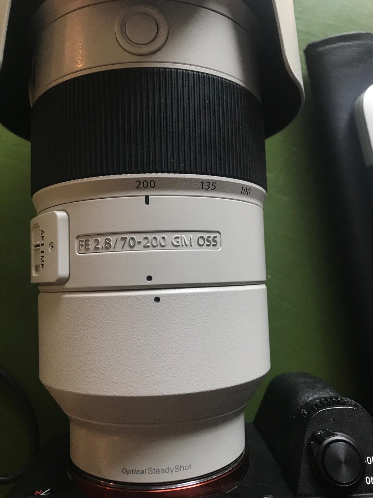 FE 70-200mm f/2.8 GM OSS Lens for E | Telephoto zoom photography with f/2.8 aperture, image stabilization and 77mm filter size customer photo 2