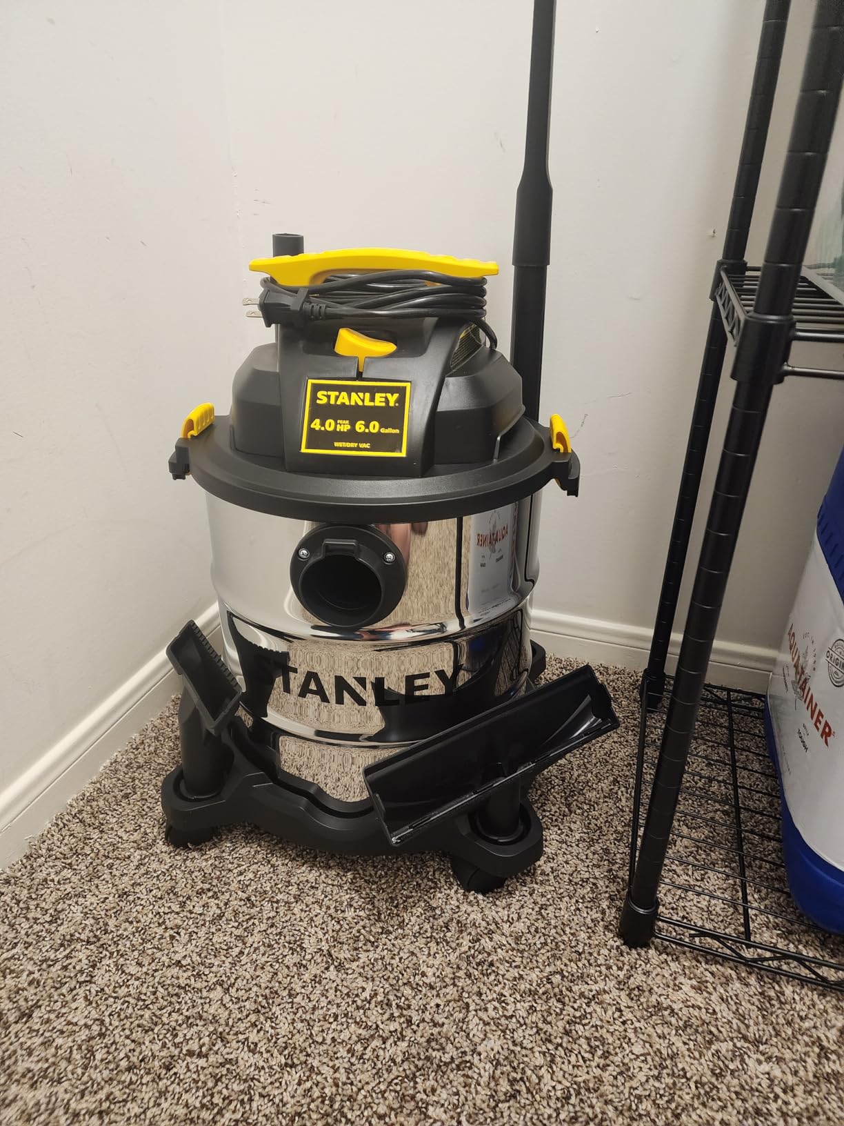 STANLEY SL18116 Wet/Dry Vacuum, 6 Gallon, 4 Horsepower, Stainless Steel Tank, 4.0 HP customer photo 2