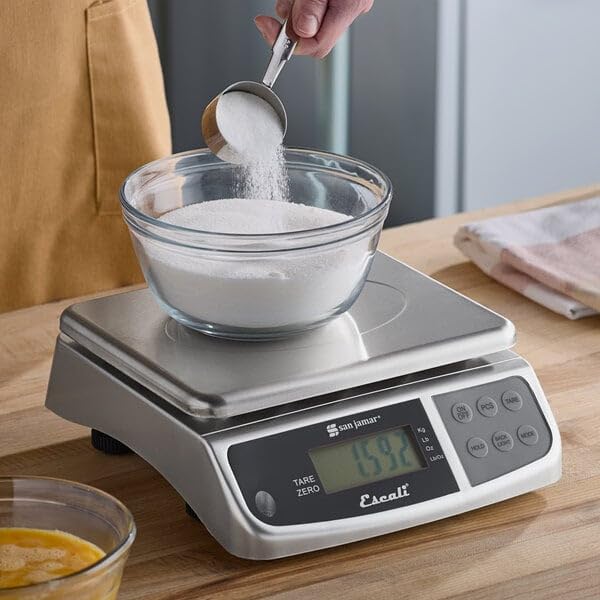 San Jamar Digital Food Scale, Battery Operated with 66 Pound Capacity customer photo 2
