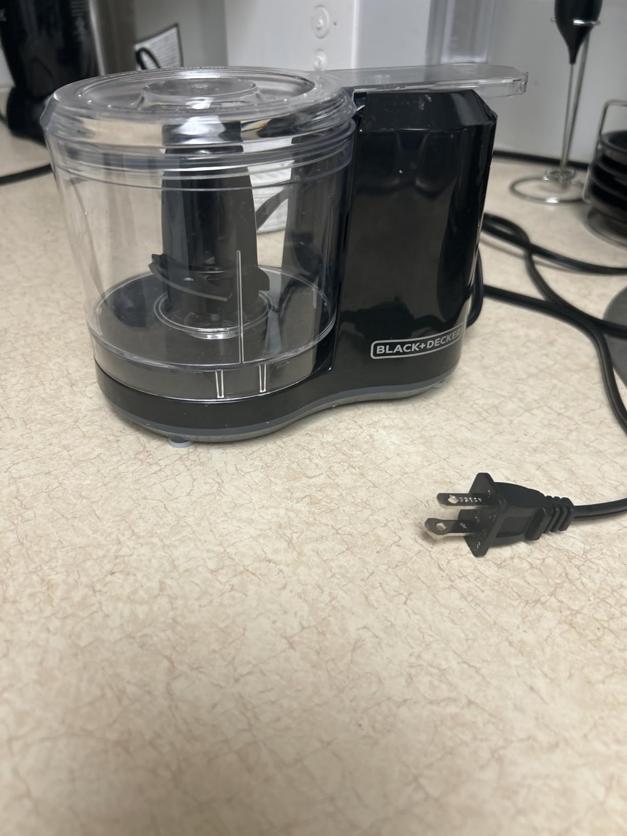 BLACK+DECKER 1.5-Cup Electric Food Chopper, One Touch Pulse, 150W Motor, Stay-Sharp Blade, Dishwasher Safe customer photo 2