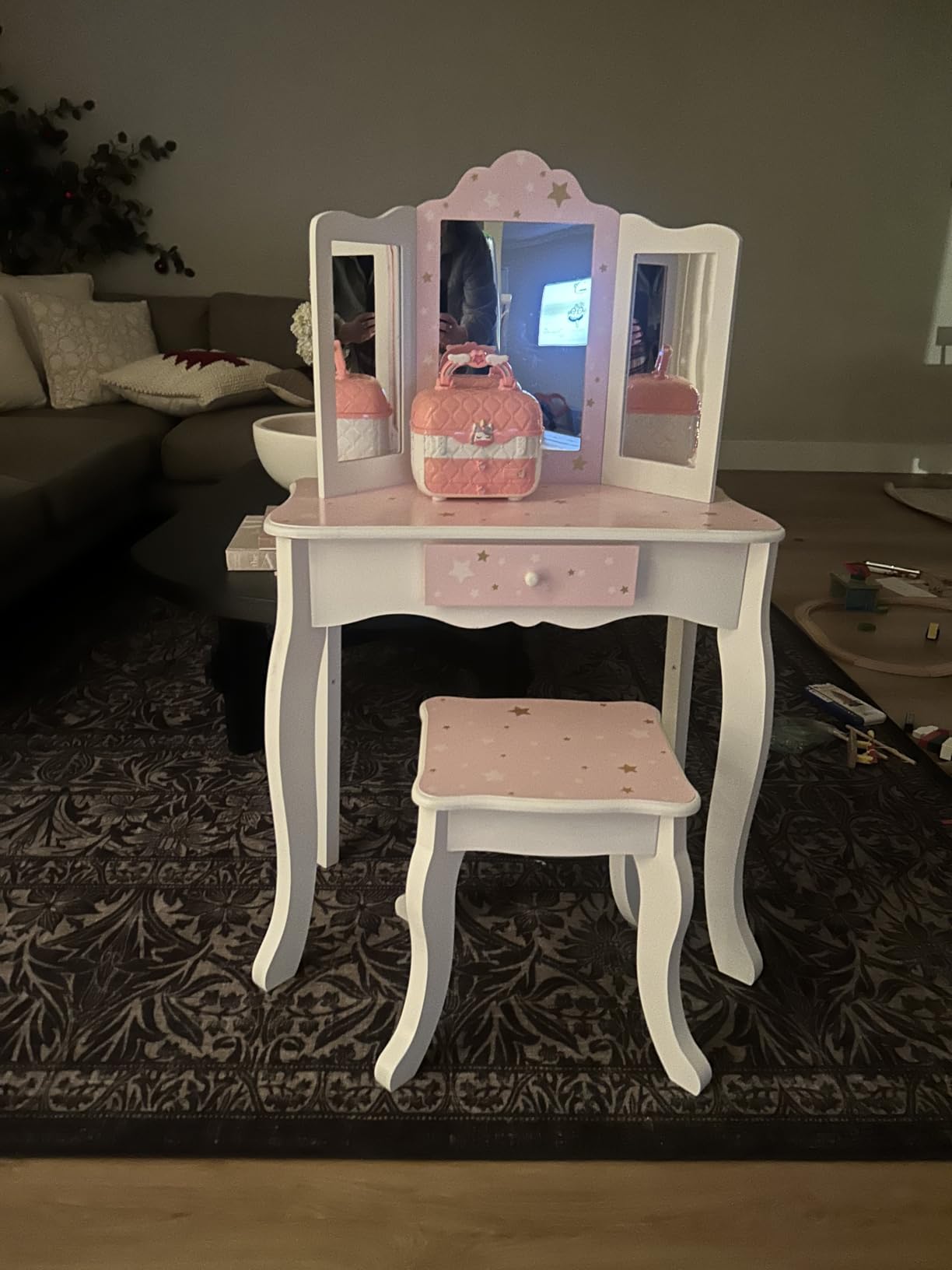 Teamson Kids Princess Gisele Polka Dot Print 2-Piece Kids Wooden Play Vanity Set with Vanity Table, Tri-Fold Mirror, Storage Drawer, and Matching Stool, White with White/Pink Polka Dot Accent customer photo 2