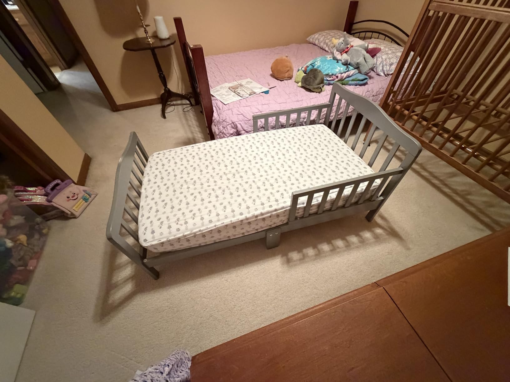 Dream On Me Classic Design Toddler Bed, GREENGUARD Gold, Cool Grey | Slatterd Curved Design, Low to Floor Bed, 2 Safety Guard Rails, Sturdy Wooden Frame, 50 Lb Limit, BSA Verified customer photo 2