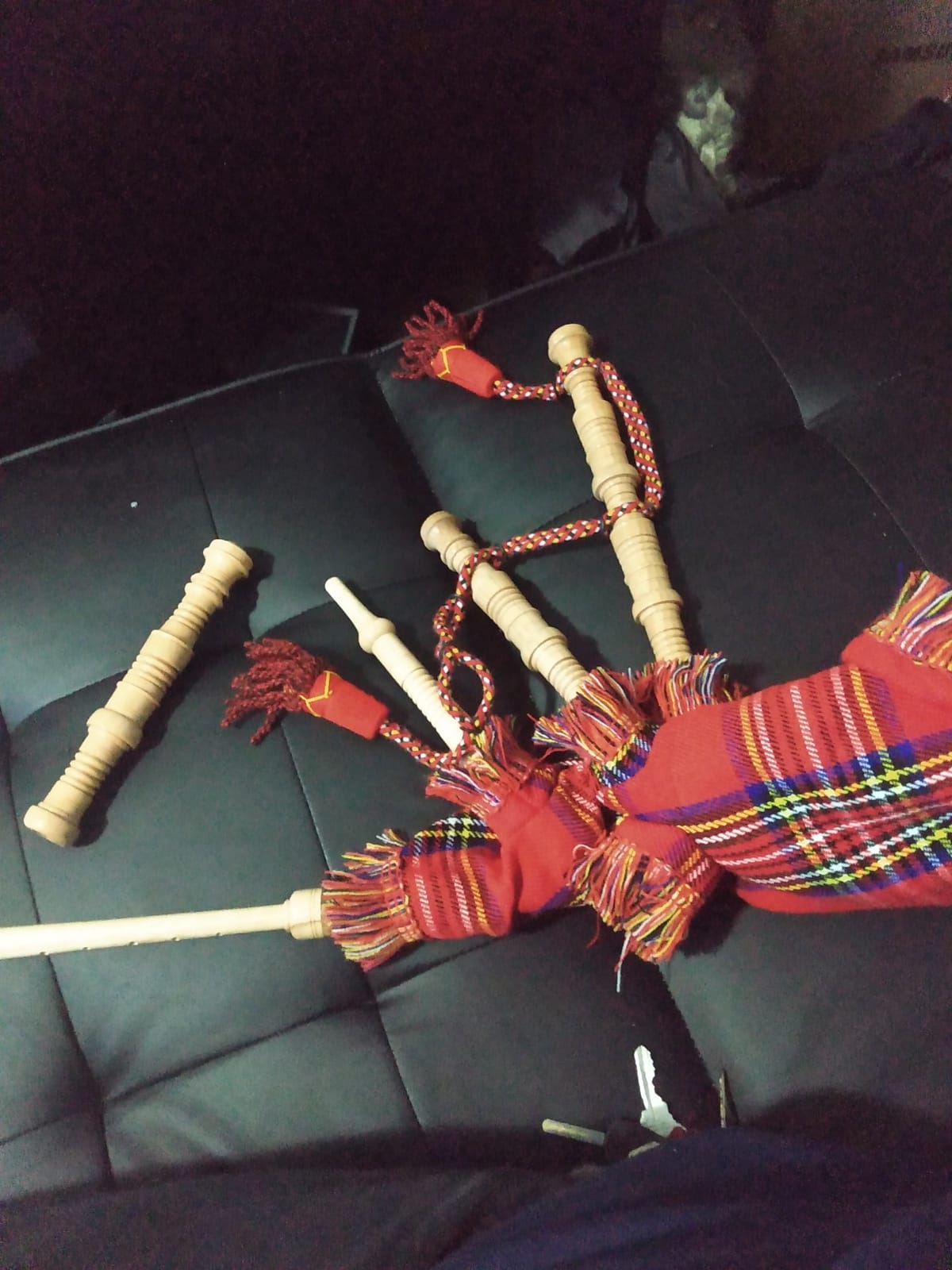 McWilliams Mini Miniature Bagpipe, Bagpipe for Beginners Playable Mini Gift (ROYAL STEWART) customer photo 1