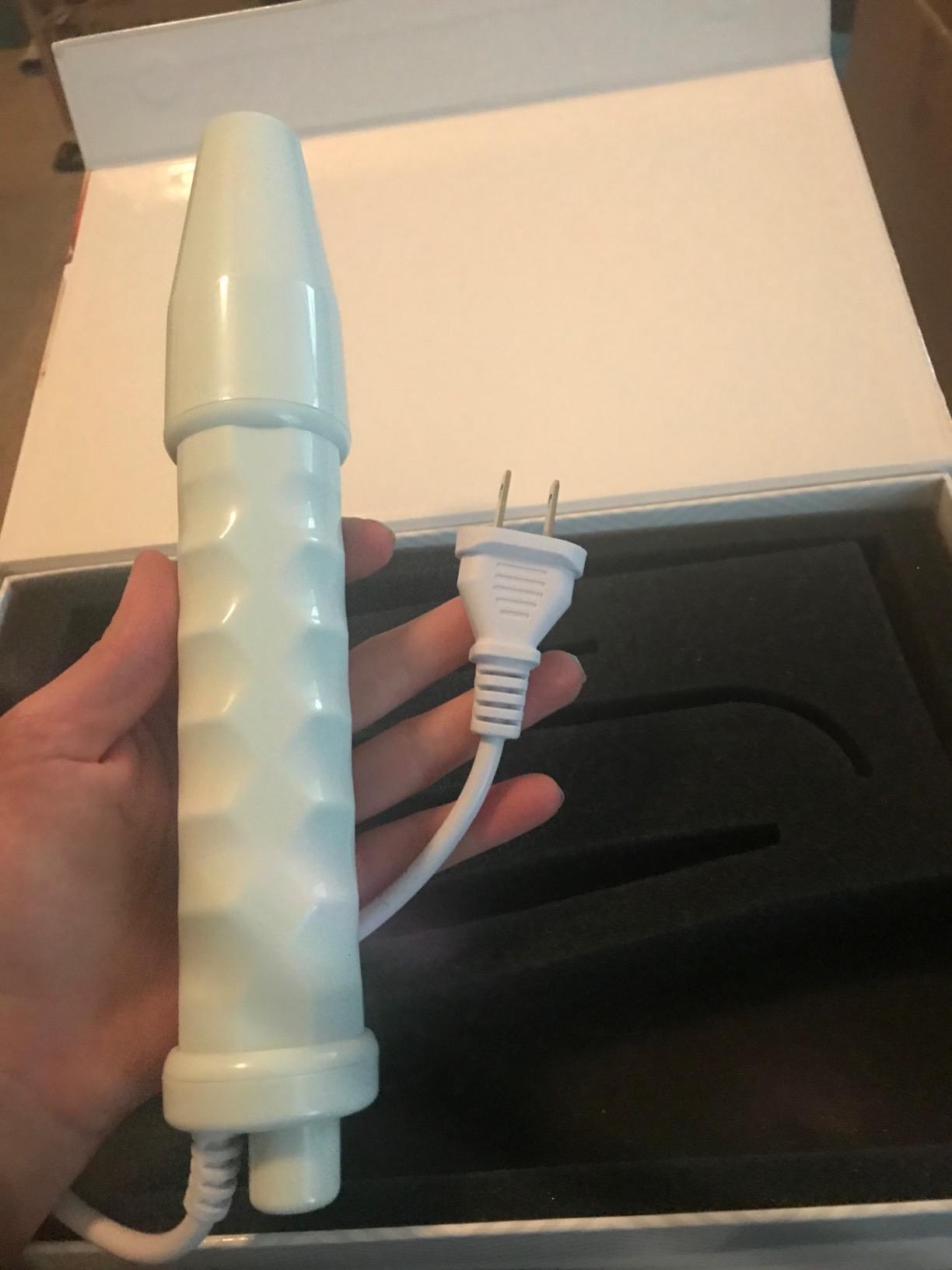 Pure Daily Care NuDerma Handheld Skin Therapy Wand Machine w/Neon - Anti-Aging - Skin Tightening - Wrinkle Reducing - Dark Circles - Clarifying - Hair & Scalp Stimulator customer photo 1
