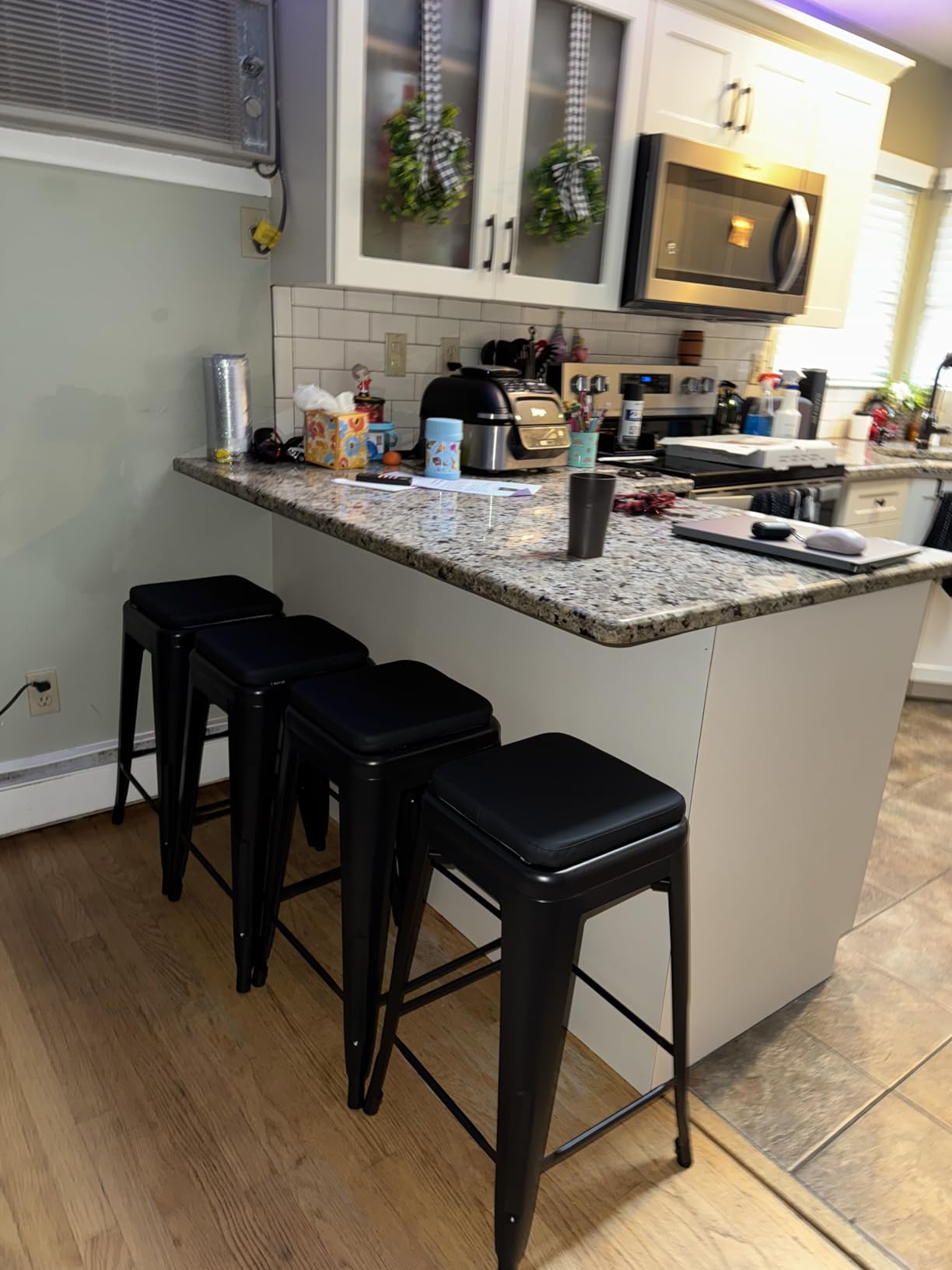 FDW Metal Bar Stools Set of 4 Counter Height Bar Stools 24 Inches Industrial Bar Chairs Patio Stool Stackable Backless Stool Indoor Outdoor Metal Kitchen Stools Bar Chairs (Black, 24