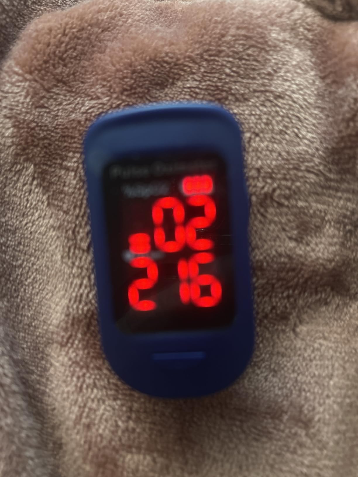 Zacurate 500BL Fingertip Pulse Oximeter Blood Oxygen Saturation Monitor with Batteries Included (Navy Blue) customer photo 1
