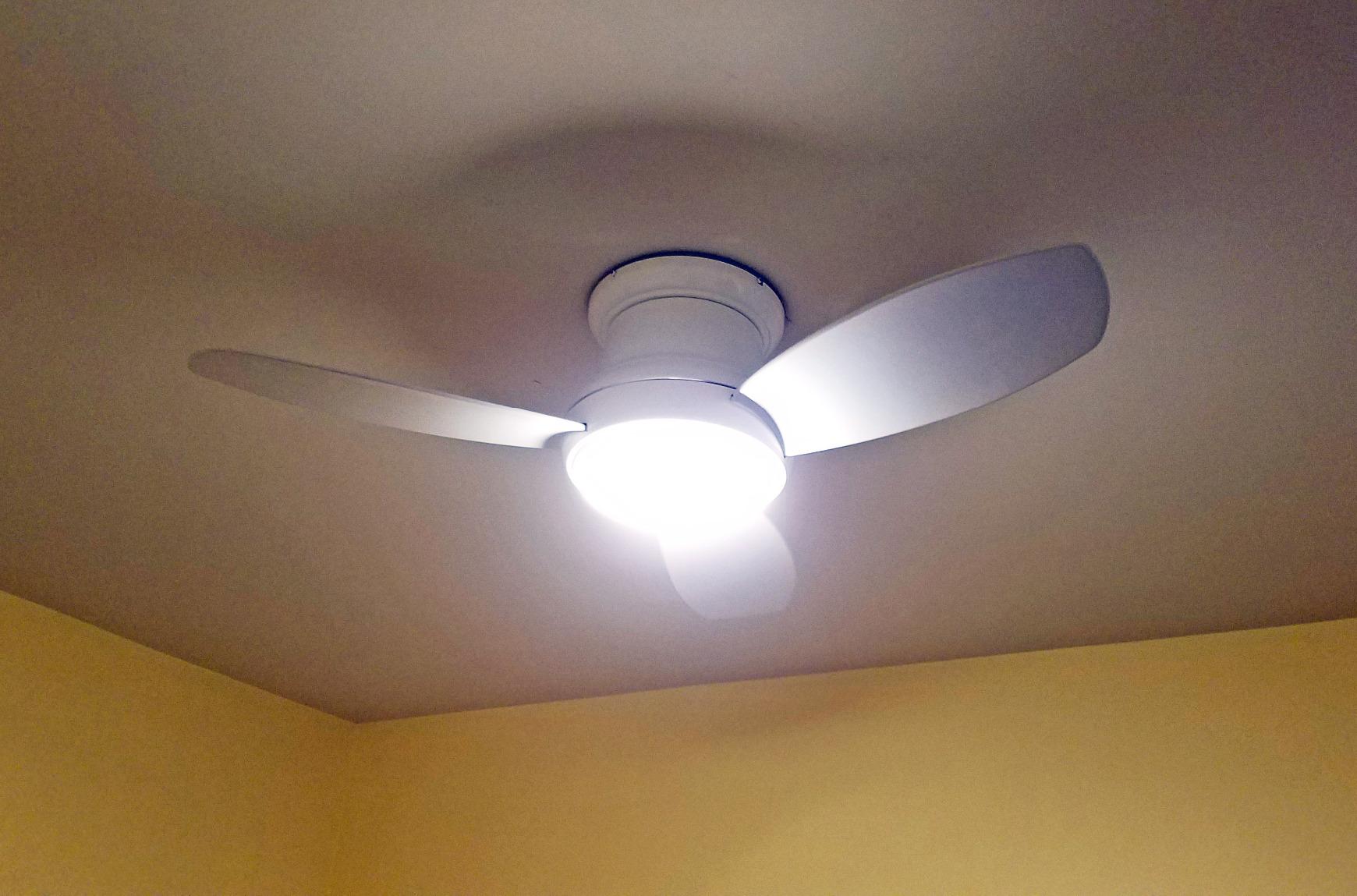 Minka-Aire F518L-WH Concept II LED White Flush Mount 44 Inch Ceiling Fan with Light and Remote customer photo 2