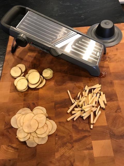 OXO Good Grips Chef's Mandoline Slicer 2.0 customer photo 1