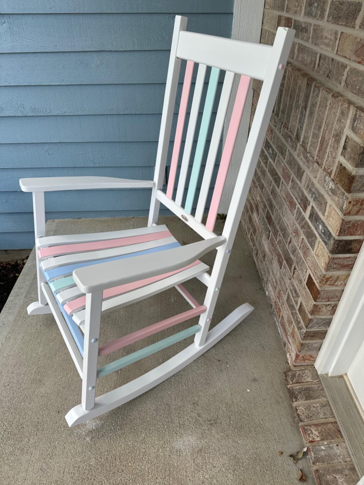 Outsunny Outdoor Rocking Chair, Patio Wooden Rocking Chair with Smooth Armrests, High Back for Garden, Balcony, Porch, Supports Up to 353 lbs, Black customer photo 1