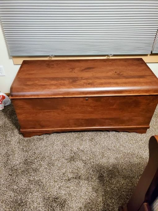 Rustic Red Door Co. Cedar Hope Chest with Waterfall Top, Amish Made Wooden Storage Trunk Box for Bedroom, Blanket, Clothes, Anti-Slam Hinges and Lock, 36