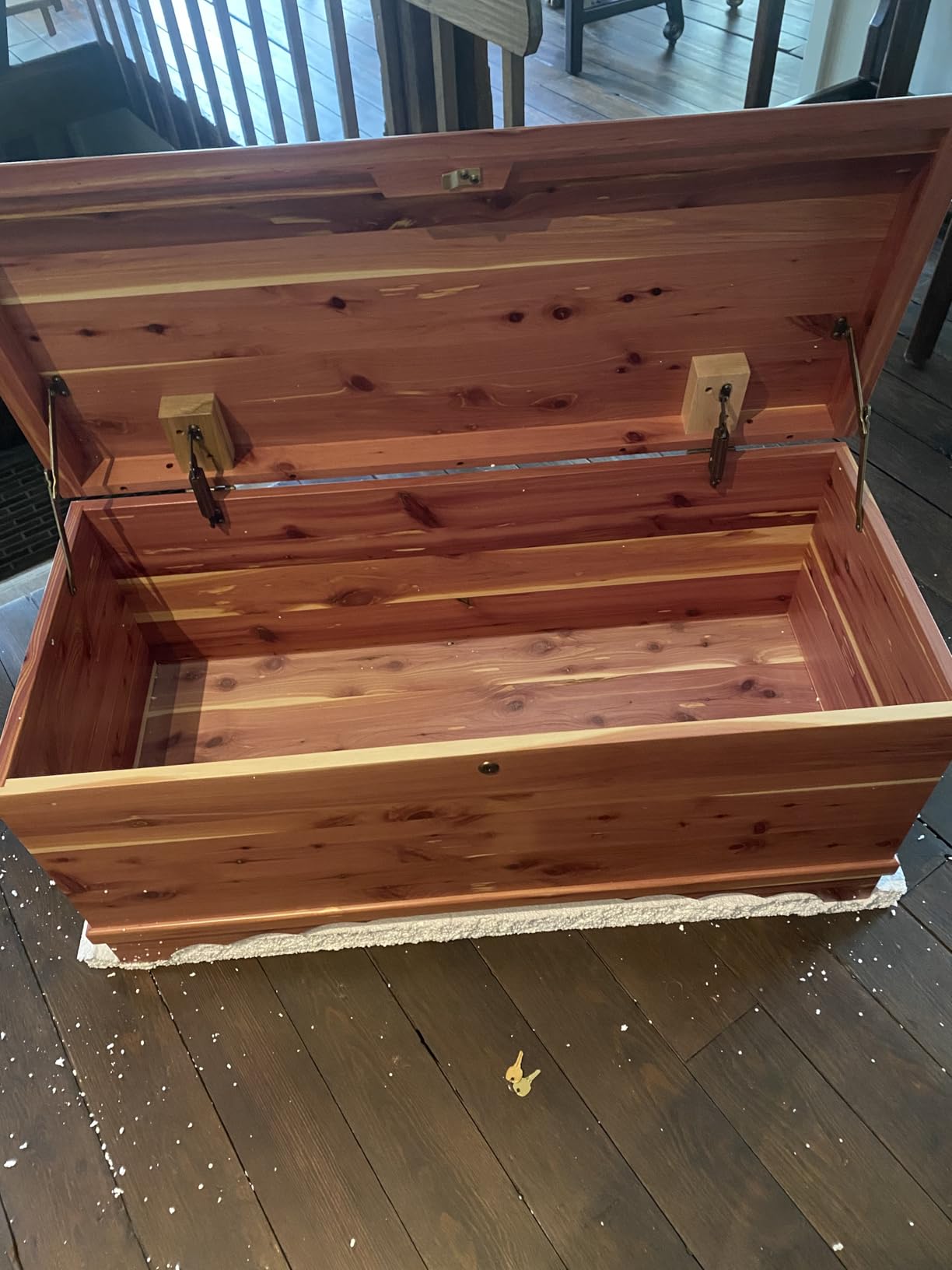 Rustic Red Door Co. Cedar Hope Chest with Waterfall Top, Amish Made Wooden Storage Trunk Box for Bedroom, Blanket, Clothes, Anti-Slam Hinges and Lock, 36