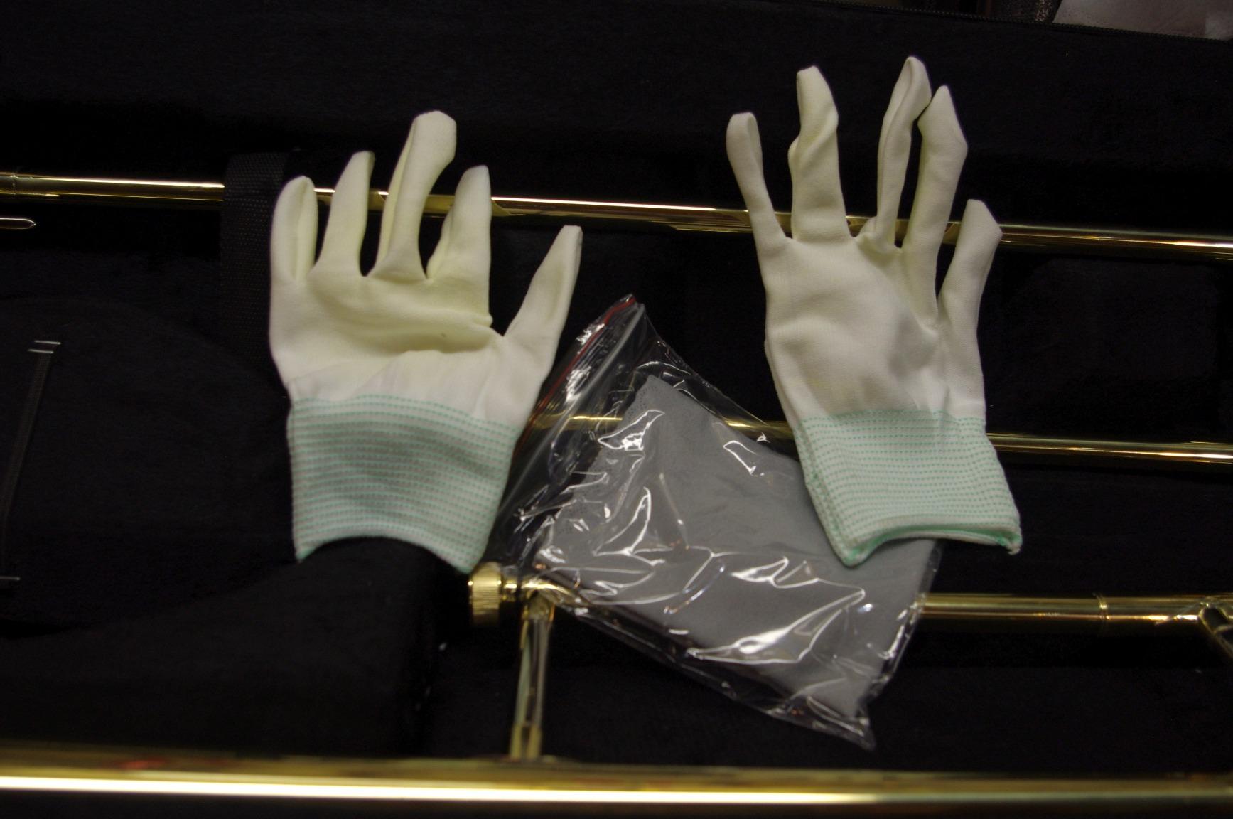 Costzon B Flat Tenor Slide Trombone Brass, Ideal for Standard Student Beginner Trombone w/Case, Gloves, Mouthpiece, Portable customer photo 1