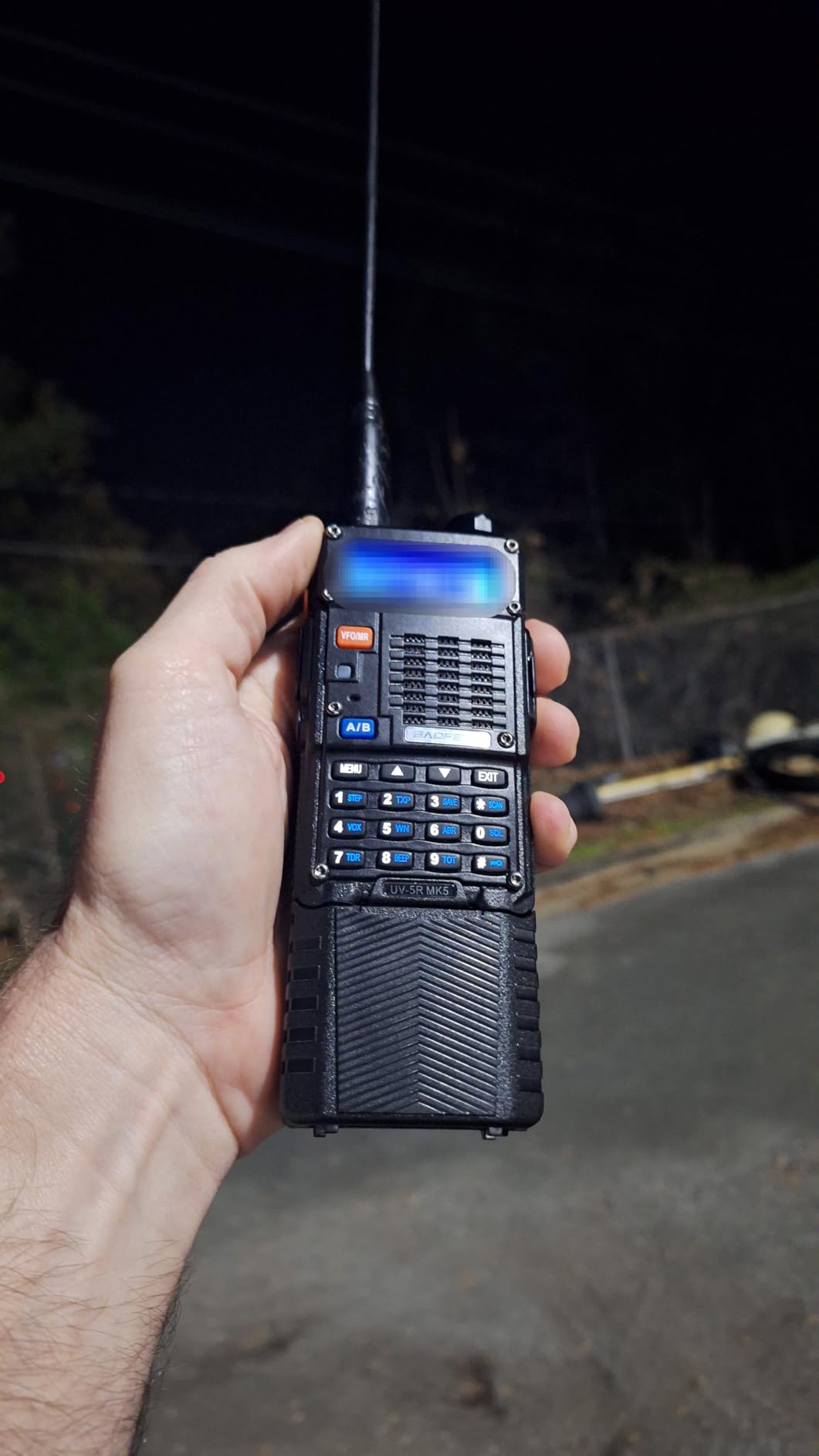 Baofeng UV-5R Ham Radio Handheld, Dual Band Two Way Radio (Black) | 144-148MHz 420-450Mhz Walkie Talkie, 1800mAh Li-ion Battery, Portable for Outdoor Hiking Camping Emergency Backup customer photo 2