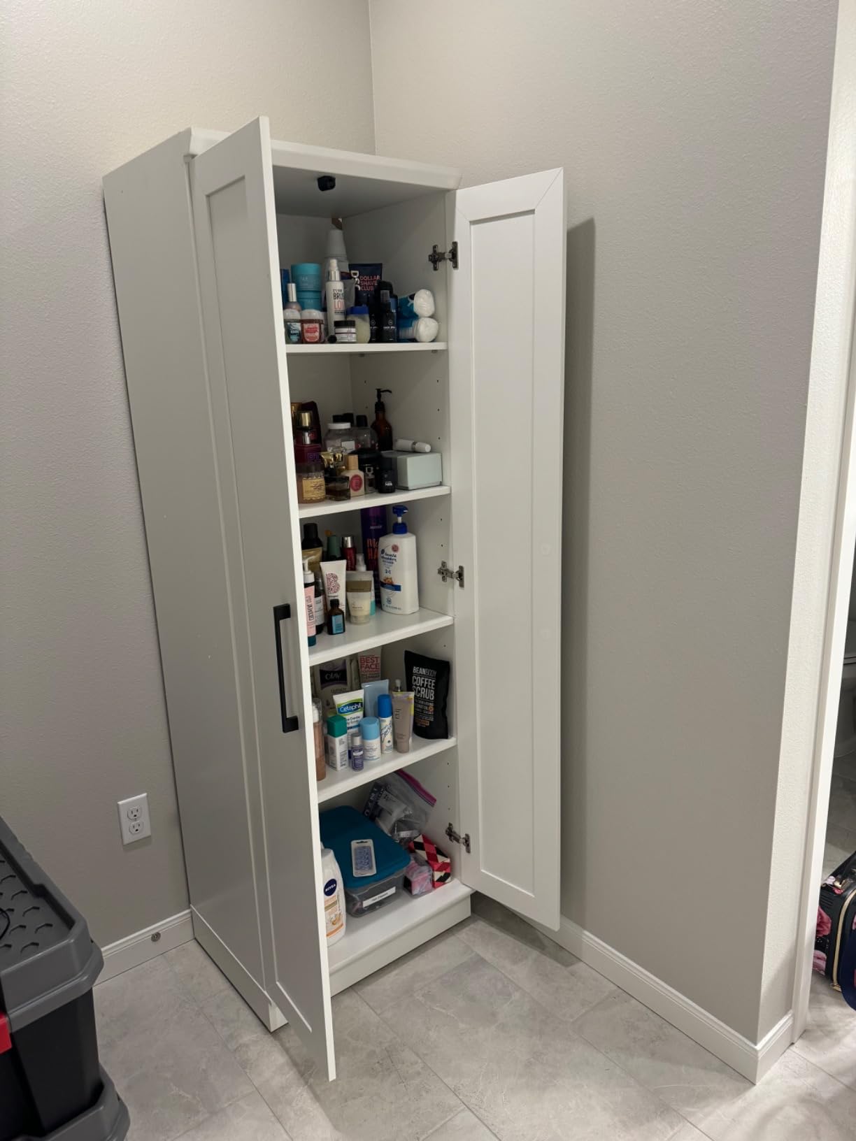 Sauder HomePlus Storage Cabinet/ Pantry cabinets, Soft White finish customer photo 2