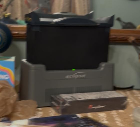Caire SeQual Eclipse 5 Portable Oxygen Concentrator Desktop Battery Charger customer photo 1