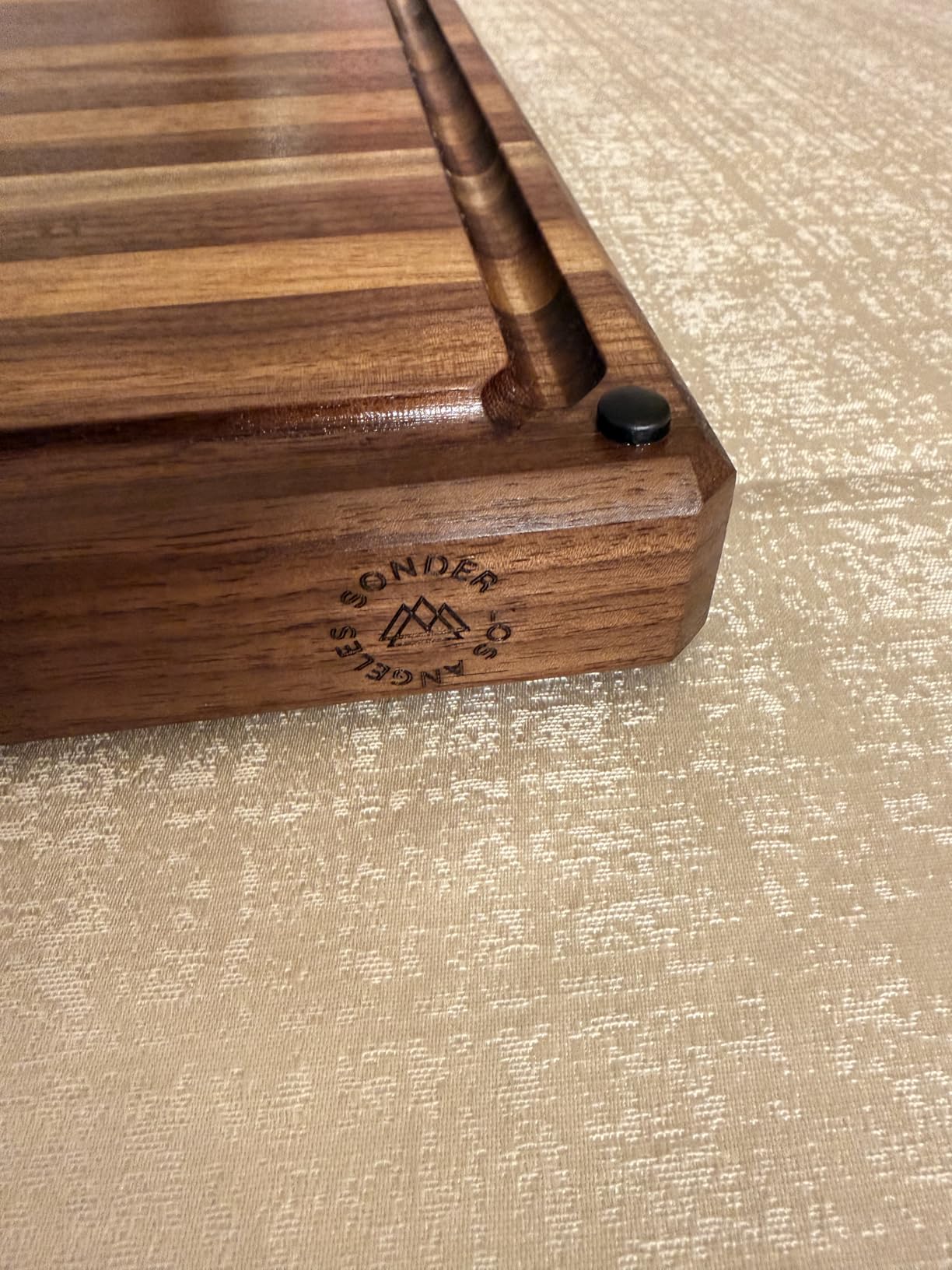 Sonder Los Angeles Winsome Acacia Wood Cutting Board, 16x12x1.5 in | Non-toxic, Edge Grain, Juice Groove, Sorting Compartment for Charcuterie & Meal Prep, Built-in Handles, Gift Box, 6 lbs customer photo 1