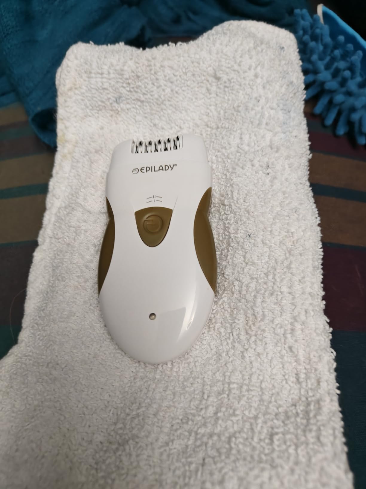 Epilady Legend 5 Cordless Epilator, Hair Removal Device for Women | Root-Level Smooth Skin for 4-6 Weeks, Cordless Rechargeable Freedom, 56 Tweezers, Epilators Hair Removal for Women customer photo 1