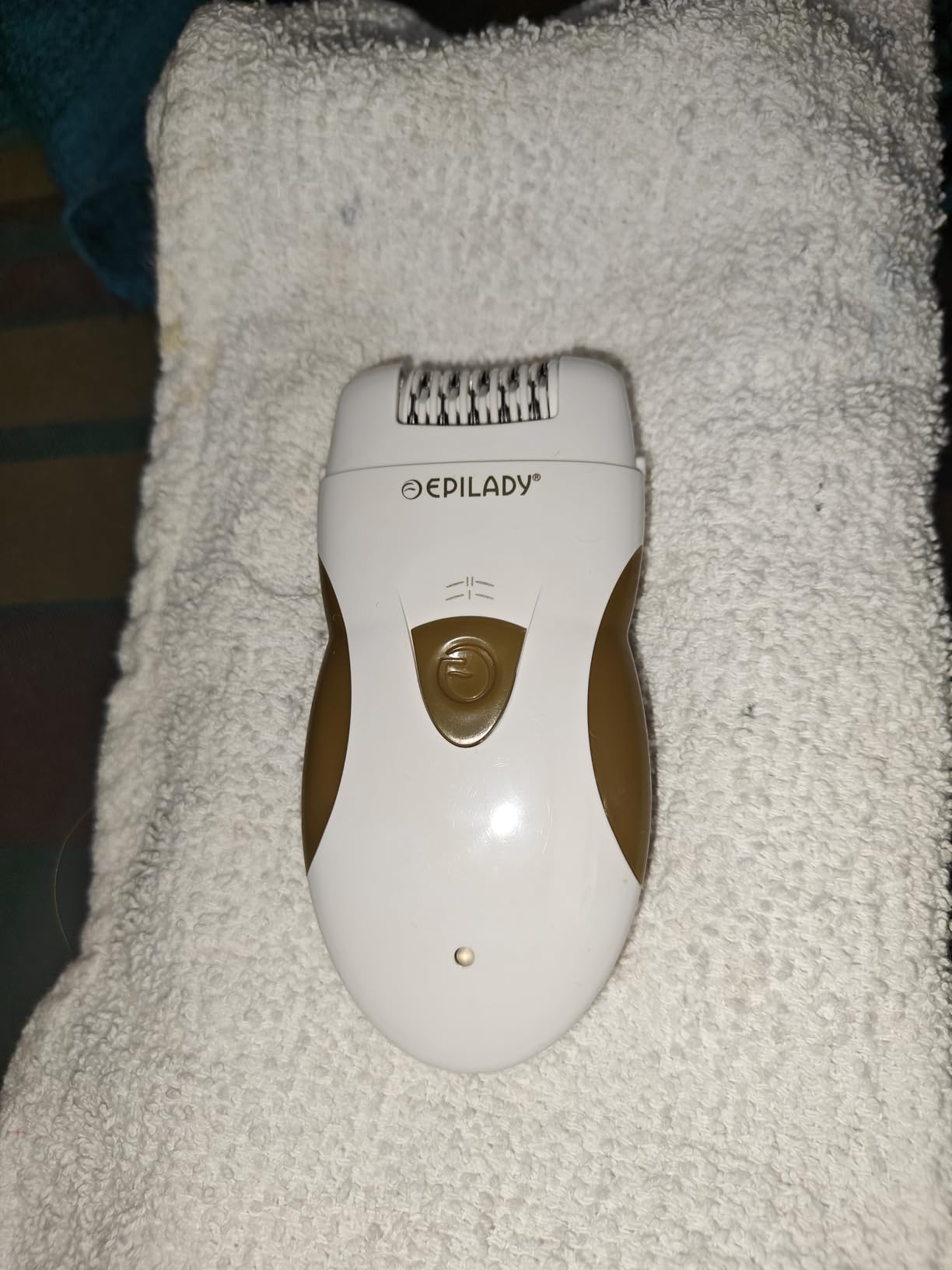 Epilady Legend 5 Cordless Epilator, Hair Removal Device for Women | Root-Level Smooth Skin for 4-6 Weeks, Cordless Rechargeable Freedom, 56 Tweezers, Epilators Hair Removal for Women customer photo 2