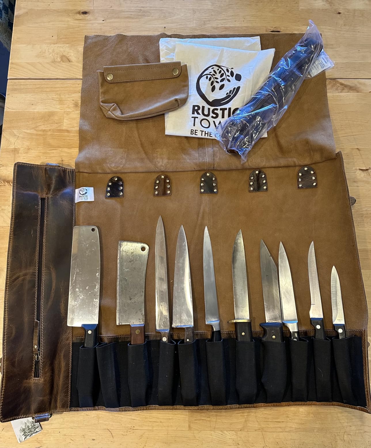 Rustic Town Genuine Leather Chef Knife Roll All Purpose Chef Roll | Full-Grain Leather Travel Chef Case; Detachable Adjustable Shoulder Strap; Easy-Carry Handle; Brass Hardware; Gifts for Chef customer photo 1